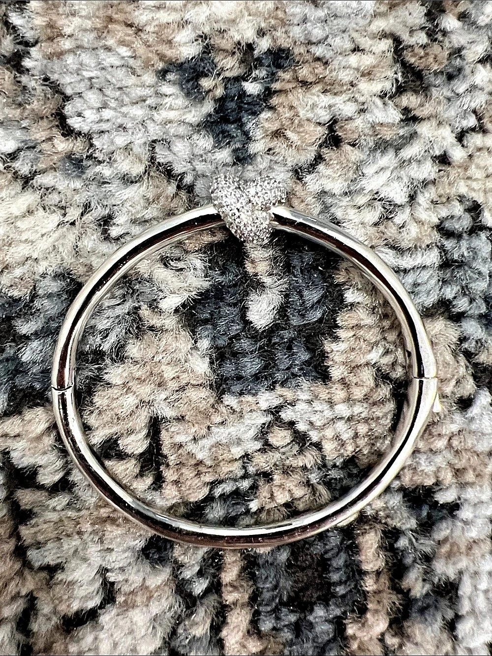 Kate Spade New York Sailor's Knot Pave Hinge Bangle Silver-Tone Textured Cuff